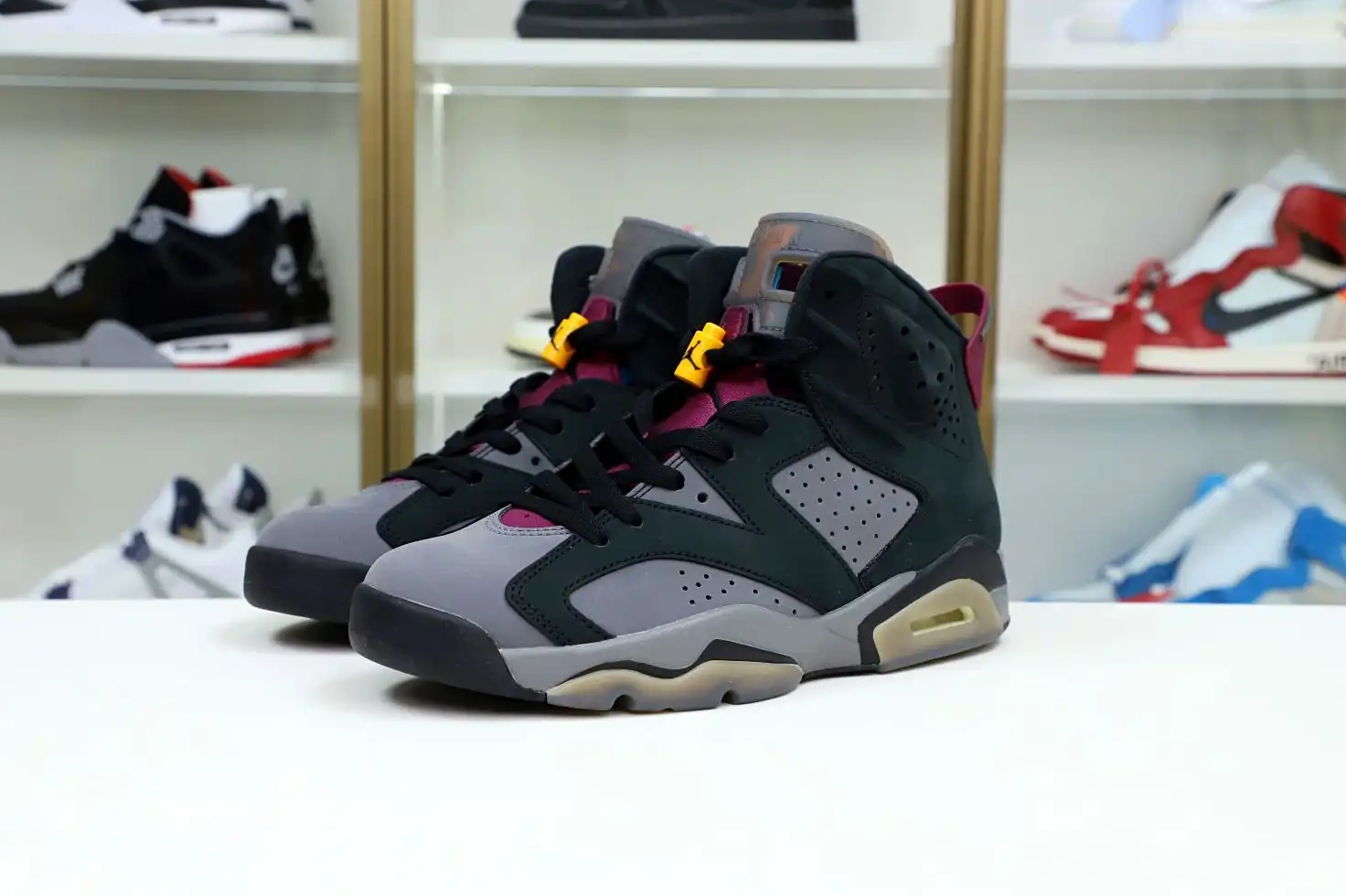 6 JORDAN RETRO BORDEAUX Kimikick AIR 0512
